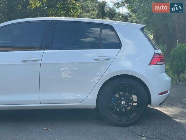 Білий Фольксваген e-Golf, об'ємом двигуна 0 л та пробігом 110 тис. км за 13530 $, фото 3 на Automoto.ua