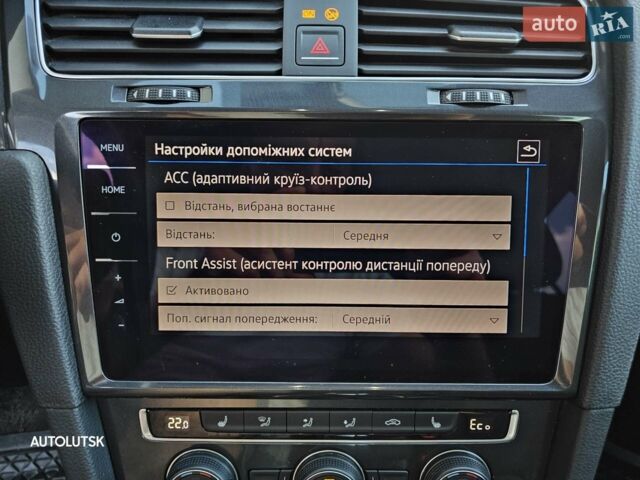 Белый Фольксваген e-Golf, объемом двигателя 0 л и пробегом 65 тыс. км за 14000 $, фото 20 на Automoto.ua