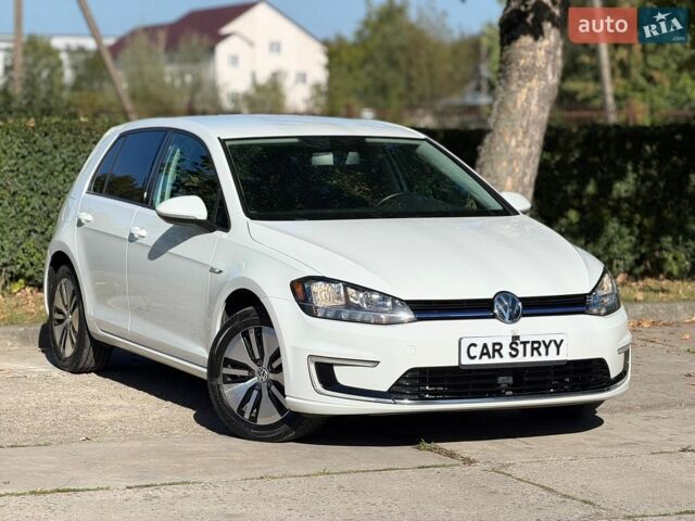 Белый Фольксваген e-Golf, объемом двигателя 0 л и пробегом 77 тыс. км за 14500 $, фото 9 на Automoto.ua