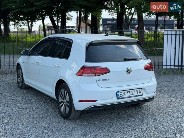 Белый Фольксваген e-Golf, объемом двигателя 0 л и пробегом 126 тыс. км за 12650 $, фото 10 на Automoto.ua