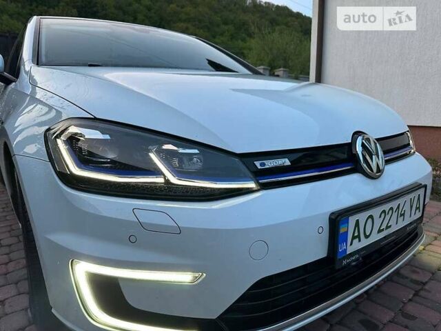 Белый Фольксваген e-Golf, объемом двигателя 0 л и пробегом 83 тыс. км за 16850 $, фото 1 на Automoto.ua