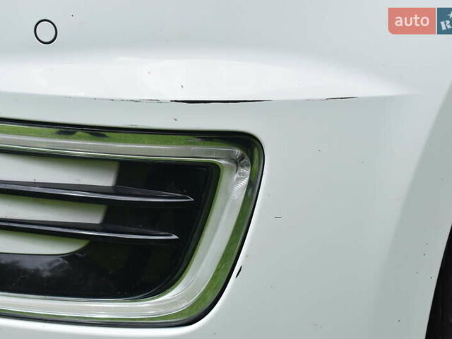 Белый Фольксваген e-Golf, объемом двигателя 0 л и пробегом 80 тыс. км за 14500 $, фото 13 на Automoto.ua