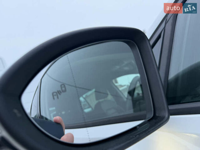 Білий Фольксваген e-Golf, об'ємом двигуна 0 л та пробігом 127 тис. км за 14900 $, фото 76 на Automoto.ua