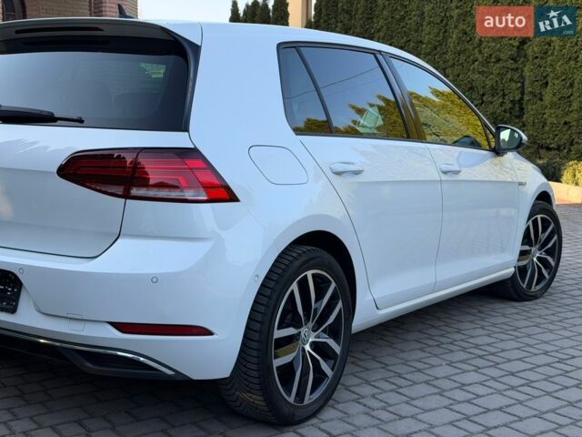 Білий Фольксваген e-Golf, об'ємом двигуна 0 л та пробігом 129 тис. км за 14900 $, фото 21 на Automoto.ua
