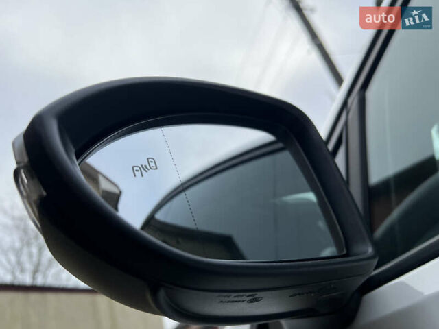 Белый Фольксваген e-Golf, объемом двигателя 0 л и пробегом 137 тыс. км за 12999 $, фото 16 на Automoto.ua