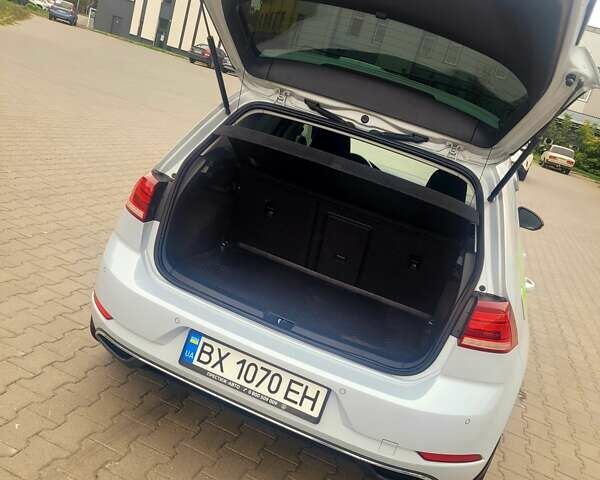 Білий Фольксваген e-Golf, об'ємом двигуна 0 л та пробігом 73 тис. км за 14500 $, фото 15 на Automoto.ua