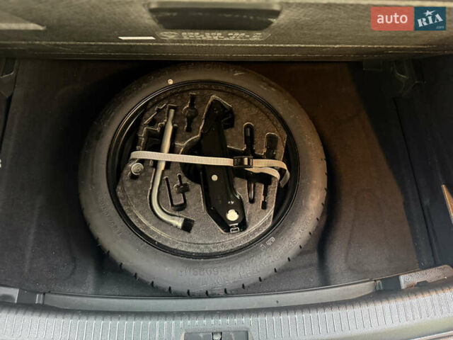 Белый Фольксваген e-Golf, объемом двигателя 0 л и пробегом 110 тыс. км за 13600 $, фото 6 на Automoto.ua