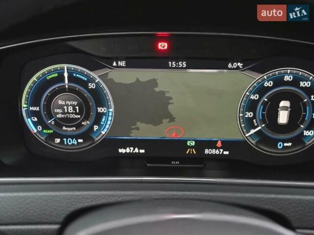 Белый Фольксваген e-Golf, объемом двигателя 0 л и пробегом 81 тыс. км за 14950 $, фото 12 на Automoto.ua