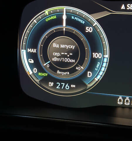 Белый Фольксваген e-Golf, объемом двигателя 0 л и пробегом 92 тыс. км за 15000 $, фото 6 на Automoto.ua