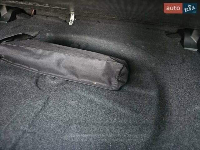 Білий Фольксваген e-Golf, об'ємом двигуна 0 л та пробігом 112 тис. км за 15950 $, фото 18 на Automoto.ua