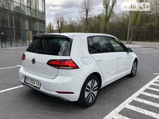 Белый Фольксваген e-Golf, объемом двигателя 0 л и пробегом 125 тыс. км за 14999 $, фото 8 на Automoto.ua