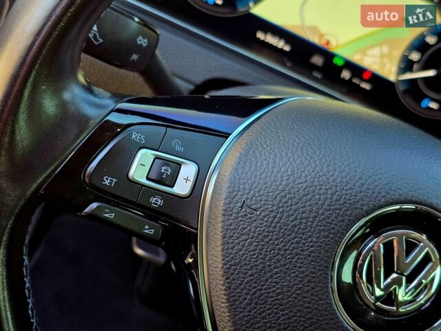 Білий Фольксваген e-Golf, об'ємом двигуна 0 л та пробігом 160 тис. км за 13850 $, фото 17 на Automoto.ua