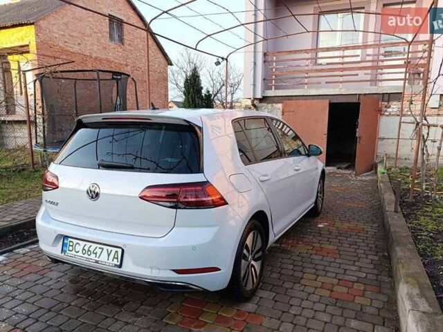 Белый Фольксваген e-Golf, объемом двигателя 0 л и пробегом 130 тыс. км за 13200 $, фото 15 на Automoto.ua
