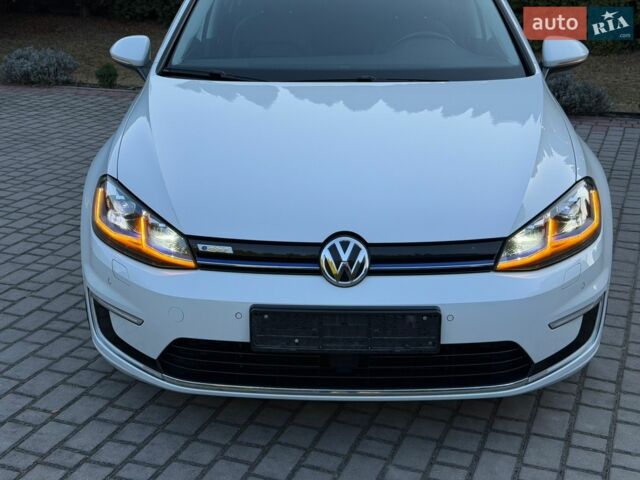 Білий Фольксваген e-Golf, об'ємом двигуна 0 л та пробігом 129 тис. км за 14900 $, фото 107 на Automoto.ua
