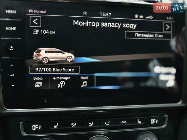 Белый Фольксваген e-Golf, объемом двигателя 0 л и пробегом 81 тыс. км за 14950 $, фото 15 на Automoto.ua