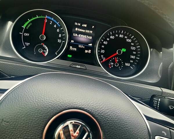 Білий Фольксваген e-Golf, об'ємом двигуна 0 л та пробігом 73 тис. км за 14500 $, фото 9 на Automoto.ua