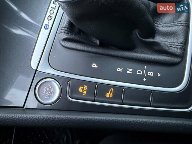 Білий Фольксваген e-Golf, об'ємом двигуна 0 л та пробігом 127 тис. км за 14900 $, фото 68 на Automoto.ua