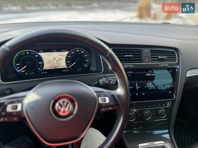 Белый Фольксваген e-Golf, объемом двигателя 0 л и пробегом 174 тыс. км за 11900 $, фото 22 на Automoto.ua