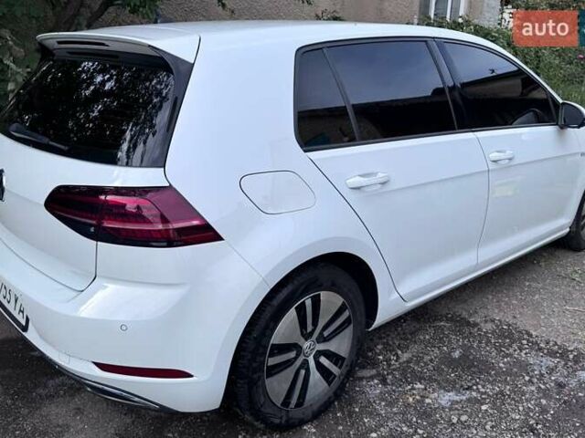 Білий Фольксваген e-Golf, об'ємом двигуна 0 л та пробігом 175 тис. км за 12000 $, фото 8 на Automoto.ua