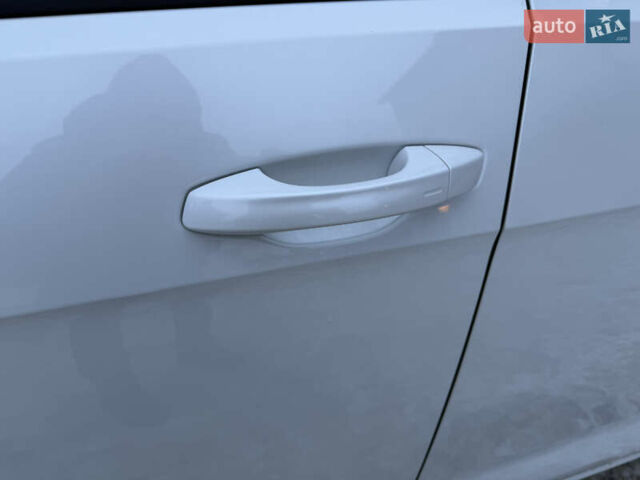 Білий Фольксваген e-Golf, об'ємом двигуна 0 л та пробігом 127 тис. км за 14900 $, фото 90 на Automoto.ua