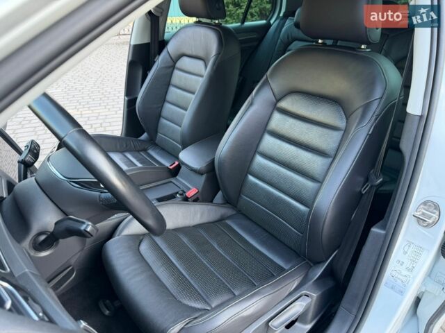 Білий Фольксваген e-Golf, об'ємом двигуна 0 л та пробігом 129 тис. км за 14900 $, фото 68 на Automoto.ua