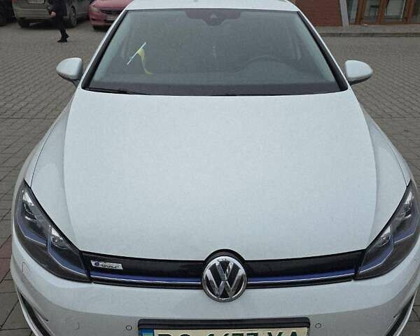 Білий Фольксваген e-Golf, об'ємом двигуна 0 л та пробігом 138 тис. км за 13900 $, фото 10 на Automoto.ua