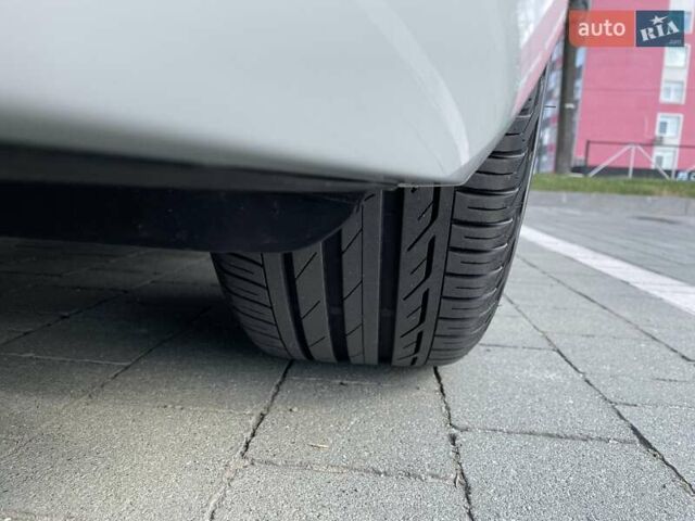 Білий Фольксваген e-Golf, об'ємом двигуна 0 л та пробігом 102 тис. км за 14200 $, фото 20 на Automoto.ua