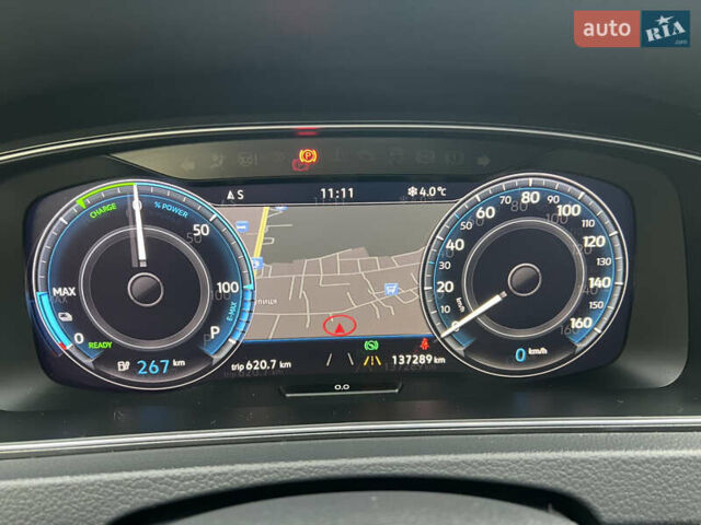 Белый Фольксваген e-Golf, объемом двигателя 0 л и пробегом 137 тыс. км за 12999 $, фото 15 на Automoto.ua