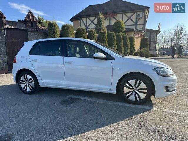 Білий Фольксваген e-Golf, об'ємом двигуна 0 л та пробігом 126 тис. км за 11900 $, фото 7 на Automoto.ua