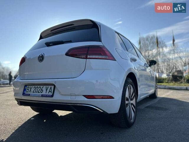 Білий Фольксваген e-Golf, об'ємом двигуна 0 л та пробігом 126 тис. км за 11900 $, фото 11 на Automoto.ua