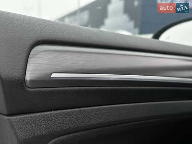 Белый Фольксваген e-Golf, объемом двигателя 0 л и пробегом 183 тыс. км за 12399 $, фото 21 на Automoto.ua