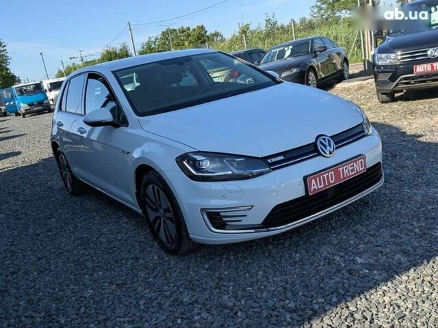 Белый Фольксваген e-Golf, объемом двигателя 0 л и пробегом 82 тыс. км за 13990 $, фото 2 на Automoto.ua