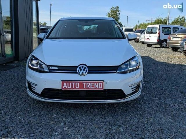 Белый Фольксваген e-Golf, объемом двигателя 0 л и пробегом 82 тыс. км за 13990 $, фото 1 на Automoto.ua