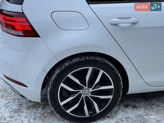 Білий Фольксваген e-Golf, об'ємом двигуна 0 л та пробігом 127 тис. км за 14900 $, фото 26 на Automoto.ua