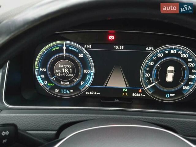 Белый Фольксваген e-Golf, объемом двигателя 0 л и пробегом 81 тыс. км за 14950 $, фото 11 на Automoto.ua