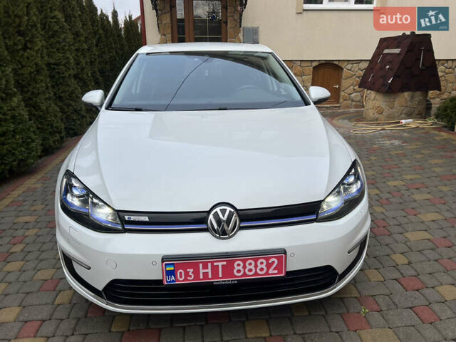 Белый Фольксваген e-Golf, объемом двигателя 0 л и пробегом 137 тыс. км за 12999 $, фото 50 на Automoto.ua