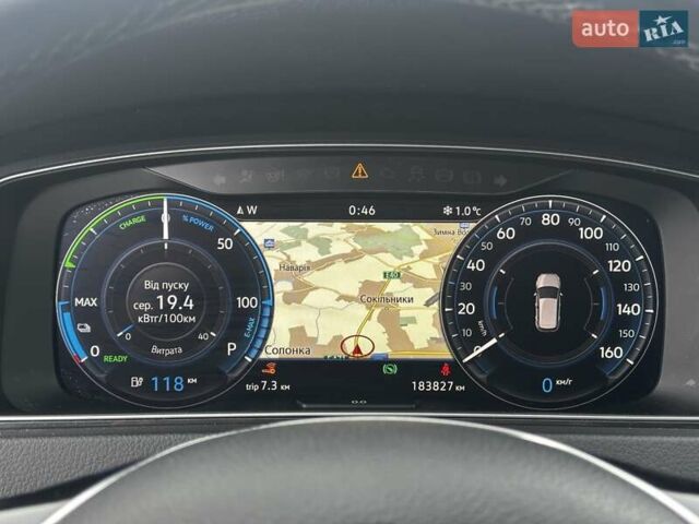 Белый Фольксваген e-Golf, объемом двигателя 0 л и пробегом 183 тыс. км за 12399 $, фото 30 на Automoto.ua