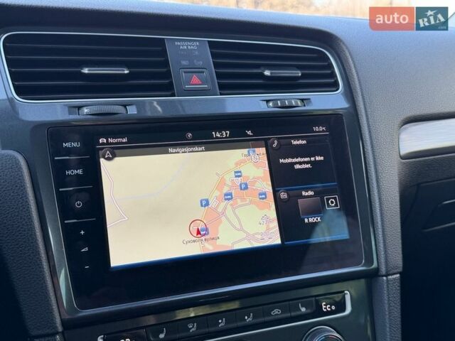 Білий Фольксваген e-Golf, об'ємом двигуна 0 л та пробігом 75 тис. км за 12600 $, фото 71 на Automoto.ua