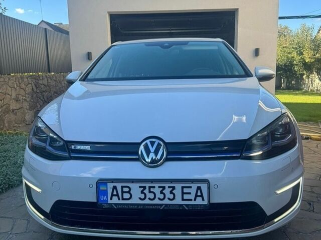 Белый Фольксваген e-Golf, объемом двигателя 0 л и пробегом 85 тыс. км за 15500 $, фото 16 на Automoto.ua