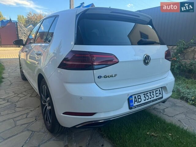 Белый Фольксваген e-Golf, объемом двигателя 0 л и пробегом 85 тыс. км за 15500 $, фото 9 на Automoto.ua