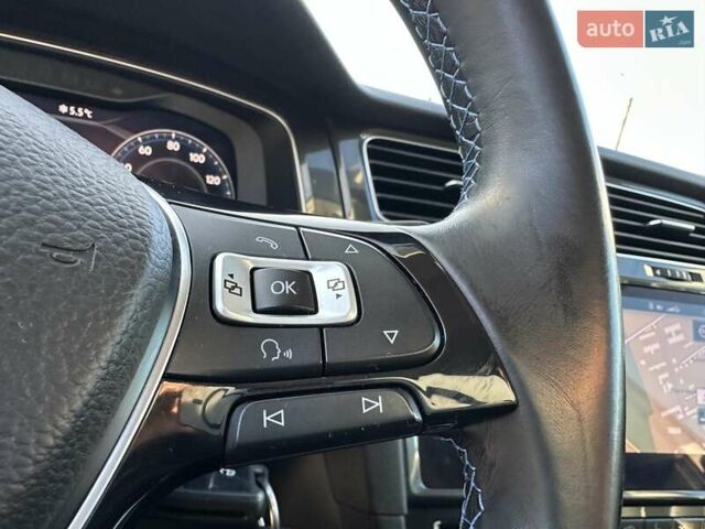 Білий Фольксваген e-Golf, об'ємом двигуна 0 л та пробігом 126 тис. км за 11900 $, фото 38 на Automoto.ua