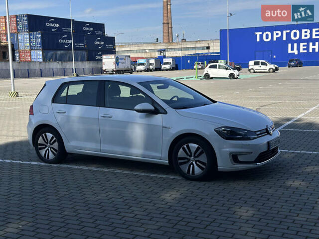 Белый Фольксваген e-Golf, объемом двигателя 0 л и пробегом 177 тыс. км за 10800 $, фото 3 на Automoto.ua