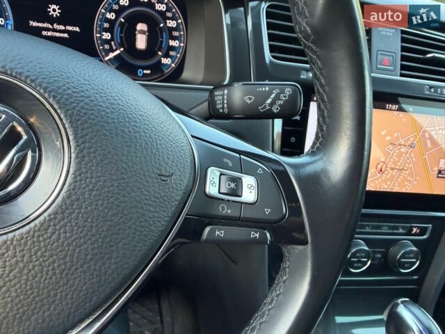 Білий Фольксваген e-Golf, об'ємом двигуна 0 л та пробігом 129 тис. км за 14900 $, фото 94 на Automoto.ua