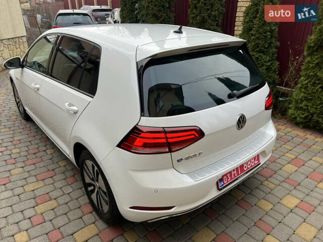 Белый Фольксваген e-Golf, объемом двигателя 0 л и пробегом 137 тыс. км за 12999 $, фото 54 на Automoto.ua