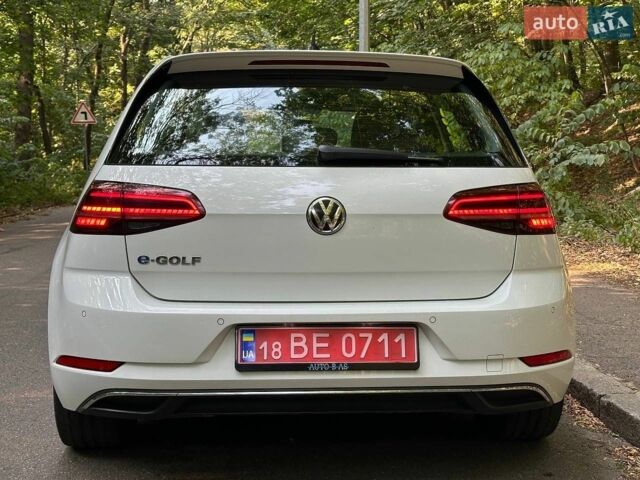 Білий Фольксваген e-Golf, об'ємом двигуна 0 л та пробігом 116 тис. км за 14200 $, фото 14 на Automoto.ua