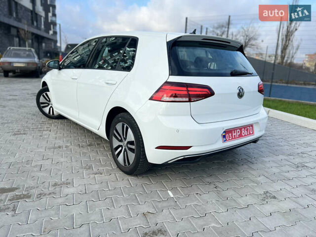 Белый Фольксваген e-Golf, объемом двигателя 0 л и пробегом 56 тыс. км за 13200 $, фото 17 на Automoto.ua
