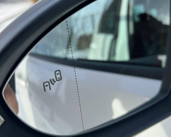 Белый Фольксваген e-Golf, объемом двигателя 0 л и пробегом 174 тыс. км за 11900 $, фото 25 на Automoto.ua