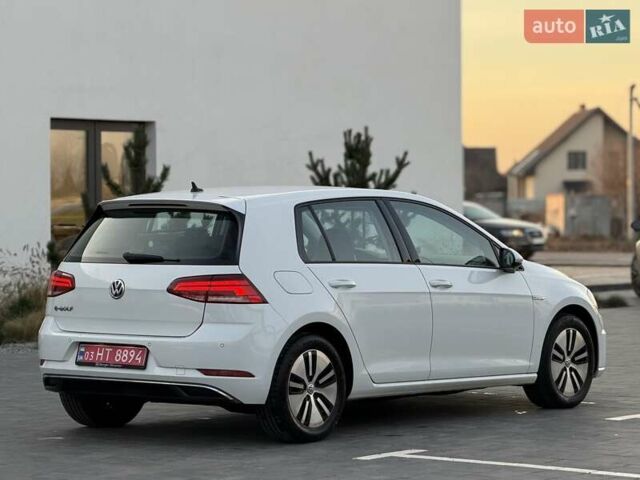 Белый Фольксваген e-Golf, объемом двигателя 0 л и пробегом 127 тыс. км за 11599 $, фото 17 на Automoto.ua