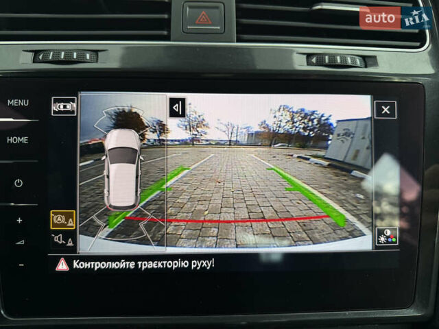 Белый Фольксваген e-Golf, объемом двигателя 0 л и пробегом 84 тыс. км за 14200 $, фото 56 на Automoto.ua