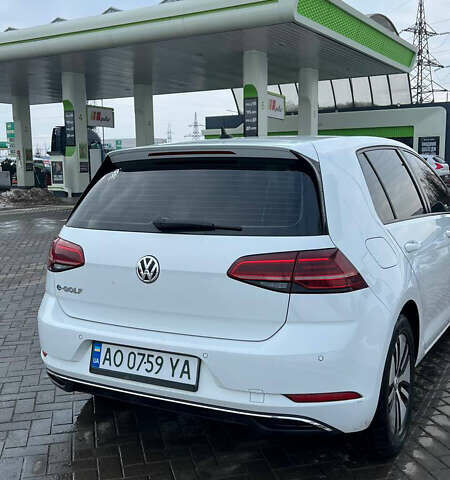 Белый Фольксваген e-Golf, объемом двигателя 0 л и пробегом 157 тыс. км за 12800 $, фото 3 на Automoto.ua